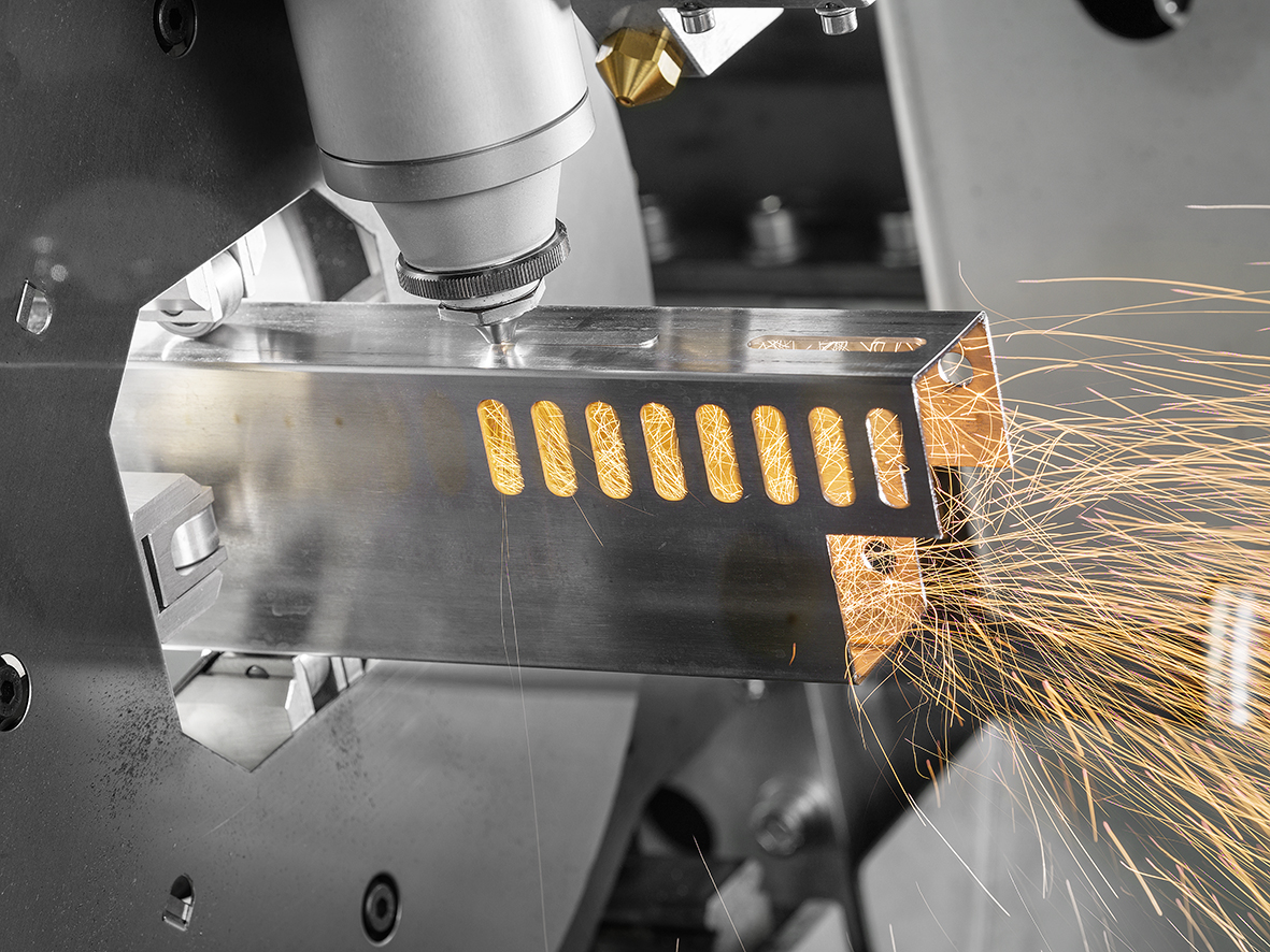 Impianti CNC per taglio laser tubi e lamiera